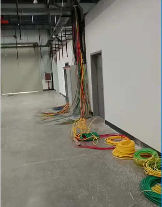 水电气工程施工现场
